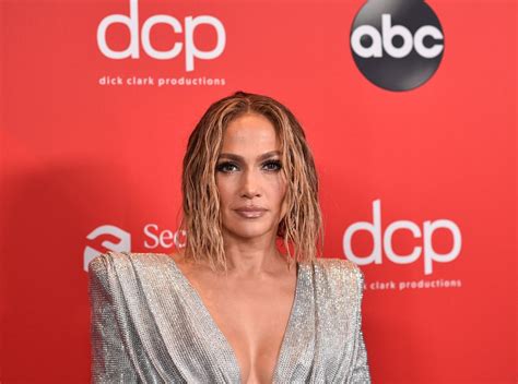 Jennifer Lopez American Music Awards 2020 In Los Angeles Celebmafia