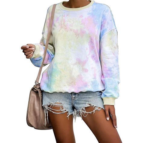 Flawlessly Bring Tie Dye Into Fall With This Colorful Sweatshirt Tie