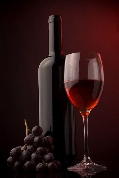 Three merged pictures of burgundy shape red wine bottles with blank labels and without label, 3d. Red wine bottles free stock photos download (6,849 Free ...