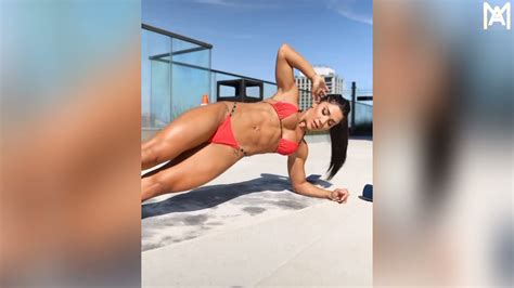 Super Sexy Fitness Model Deniz Saypinar Incredible Workout Youtube