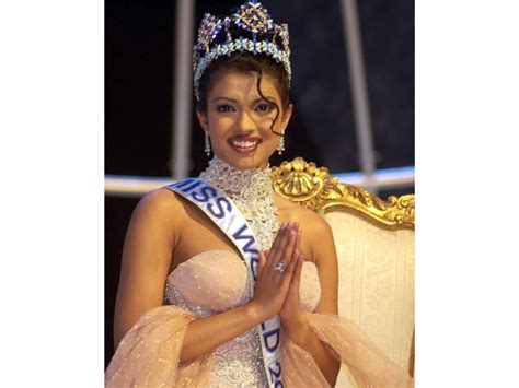 When Priyanka Chopras Dress Was Taped To Her During Her Miss World