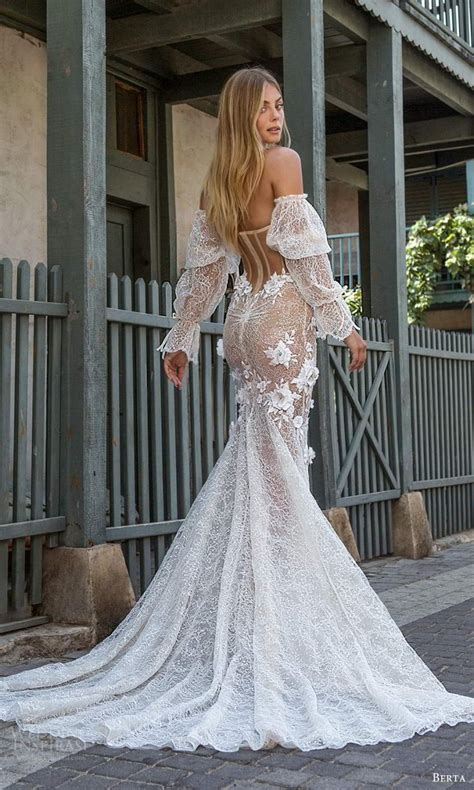 Berta Privée Fall 2021 Wedding Dresses — Bridal Collection No 5 Wedding Inspirasi