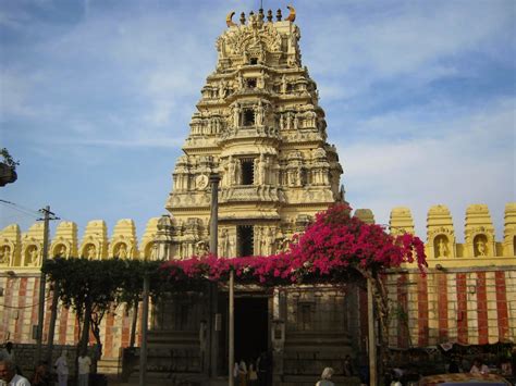 ThinkBangalore: Sri Aparameya and Ambegalu Navaneetha krishna temple ...