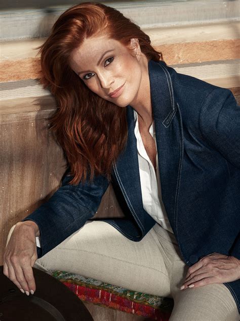 Angela kay everhart (born september 7, 1969) is an american actress as a teen, everhart became a cover model for such fashion magazines as elle and glamour. 180919_AngieEverhart0181