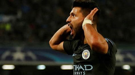 Sergio aguero of manchester city and his son benjamin aguero maradona stock photo: Aguero's son, Maradona's grandson, proud owner of record shirt
