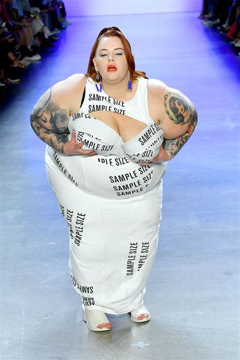 Tess Holliday Grabs Size 26 Curves In Statement Against Designers At Nyfw Daily Star