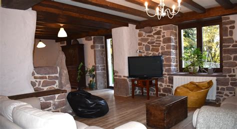Senderos sencillos porque en estas tierras, las además, muchos de sus caseríos se han convertido en acogedoras casas rurales donde podrás. Casa Rural Indakoborda | Erratzu - Valle del Baztán - Navarra