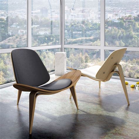 Hans wegner designed the shell chair in 1963 with the intent of creating an innovative, comfortable, and unique chair that looked beautiful from all angles. Hans Wegner Shell Chair (con imágenes) | Muebles, Sillas ...