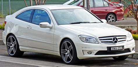 The mercedes benz slk 200 kompressor is a 2 door convertiblecabriolet style car with a front mounted engine supplying power to the rear wheels. File:2009 Mercedes-Benz CLC 200 Kompressor (CL 203) hatchback (2010-07-10).jpg - Wikimedia Commons