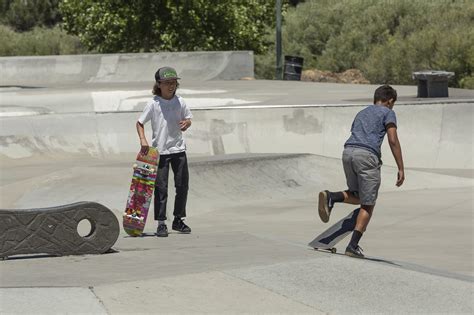 amateur skateboard contest encourages higher gpa in youth