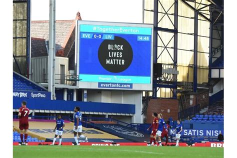Let's enjoy some pombo's highlights, with his best. Nullnummer: Jubelt Liverpool zuhause oder in Manchester?