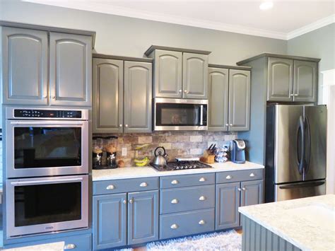 Modern straight kitchens sometimes also include an island, making it a bit like the galley layout. Grey Cabinets | Kitchen design, Kitchen layout, Kitchen ...