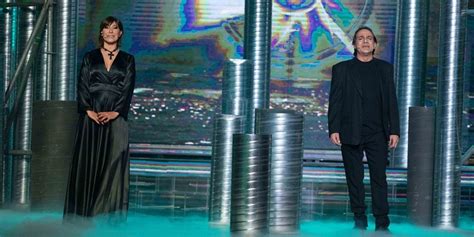 Watch your favourite tv show your face sound familiar may 30 2021 replay hd quality on our official website lambingantvs.su. Your Face Sounds Familiar: Αναβάλλεται το γύρισμα λόγω πένθους