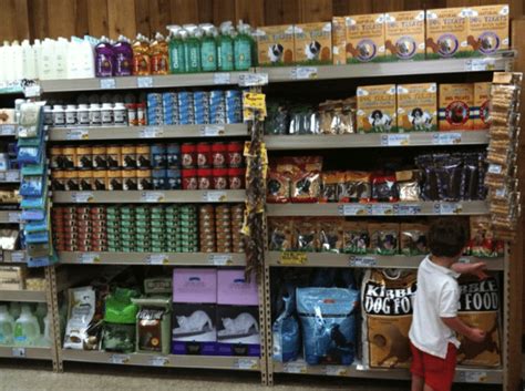 One of our cats has been on science diet cd prescription canned food for urinary issues. 6 Trader Joes Cat Food (Recalls, Pros And Cons) | Pawsome ...