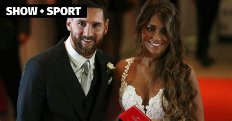 Messi y su esposa protagonizaron un video del rapero Residente sobre