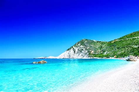 Fiscardo is one of the prettiest villages in kefalonia. Distances - Ionis Hotel in Kefalonia Island, Peratata