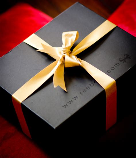 Get fashion inspiration and the latest updates from the brand that promises accessible luxury. UNVEILING THE SURPRISE + $200 REEBONZ GIVEAWAY - Walk In ...