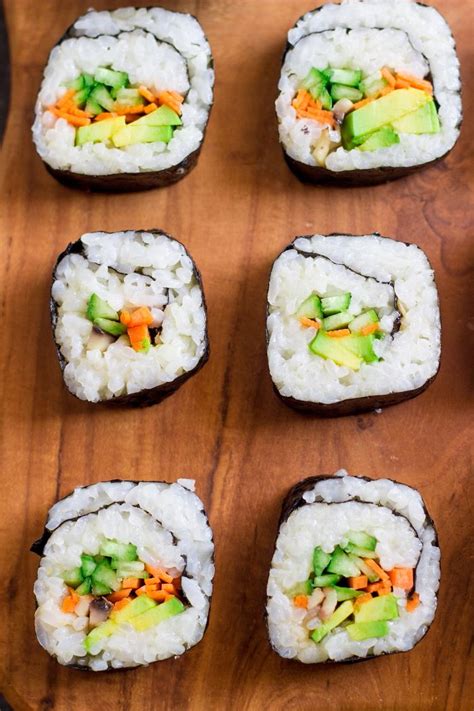 Avocado Cucumber Carrot Sushi Vegan Maki Roll Video Recipe