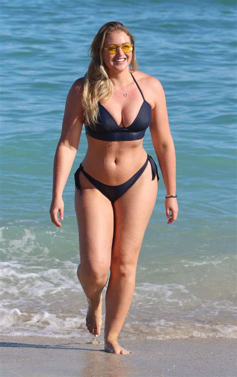 60 Hot Pictures Of Iskra Lawrence Which Will Make You Fall In Love