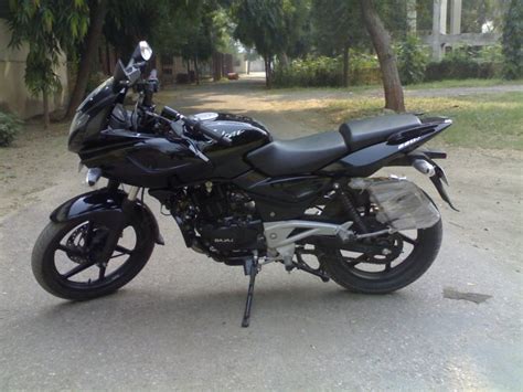 Please provide the following information. Used 2010 model Bajaj Pulsar 220 DTSi for sale in Agra. ID ...