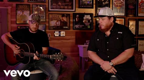 Luke Combs Does To Me Live Acoustic Chords Chordify