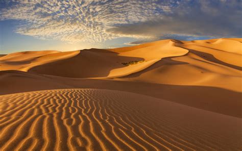33 Amazing Desert Landscapes High Quality Wallpapers