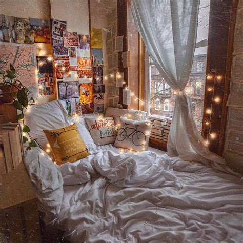 Pin By Ally On Tumblr Room Ideas Cozy Room Aesthetic Bedroom Dorm Room Inspiration