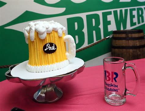 Deck the halls with delicious desserts this holiday when you order the classic baskin robbins fudge yule log ice cream cake online. Baskin Robbins Beer Mug Ice Cream Cake - GreenStarCandy