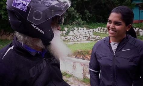 Последние твиты от veda krishnamurthy (@vedakmurthy08). Cricketer Veda Krishnamurthy Gets a Few Tips from Sadhguru