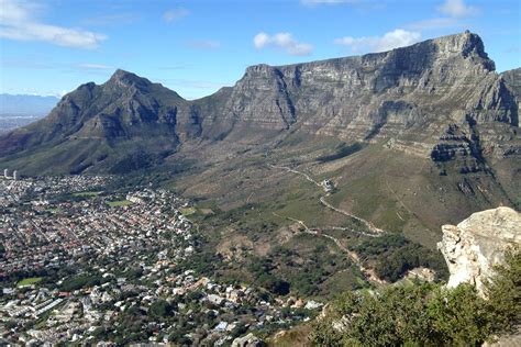 Jun 10, 2021 · the cape town international convention centre (cticc) will be turned into one of three mass vaccination sites, the western cape health department has announced. Glen Avon Lodge | Cape-Town-Attractions-Table-Mountain