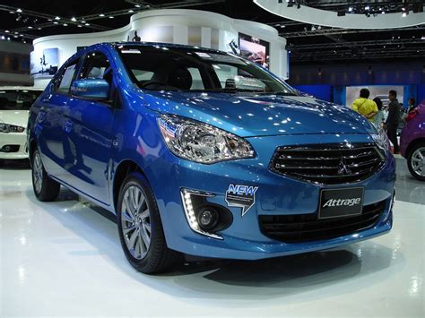 Mungkin ada di antara anda yang mahu jual atau beli kereta yang sudah habis bayar, tetapi tidak mahu melalui orang tengah. Mitsubishi Attrage MY 2015 Eco Car Sedan มาดใหม่ที่สปอร์ต ...