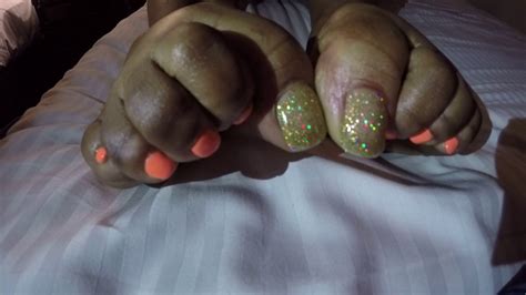 Ebony Toe Curl Glitter Big Toe Beautiful Ebony Toes Shot With Gopro Youtube