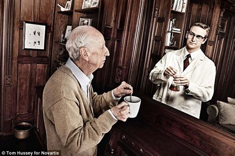 Tom Hussey Haunting Photos Of Alzheimer¿s Patients Who Only See Their Younger Selves In The