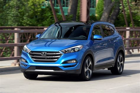 The sel trim features more tech to keep you comfortable, connected, and supported when you're driving on busy city streets or congested 2021 hyundai tucson sport. Hyundai Tucson Sport Trim Returns Ahead of 2019 Model's ...
