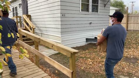 Honoring elders and preserving Lakota identity - YouTube