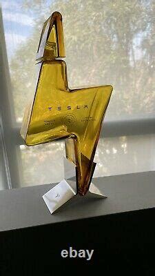 Oem genuine tesla motors stainless steel water bottle travel mug tumbler! Tesla Tequila Empty Bottle