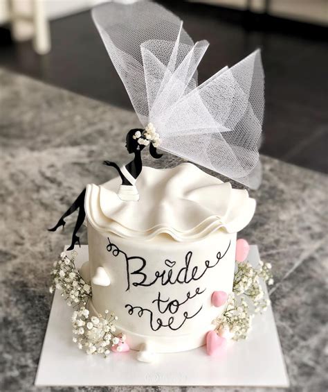 Gorgeous And Fun Bachelorette Party Cake Ideas For Brides Bachelorette Cake Bachelorette