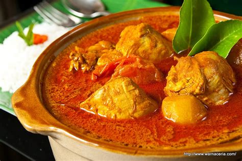 Mahi telah siapkan beragam hidangan seru bergaya rumahan, tepat sebagai masakan ayam seafood daging sayuran nasi mie telur tahu tempe. Kari ayam | Pelbagai Resepi Di sini