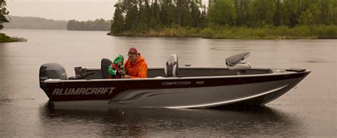 Research 2014 Alumacraft Boats Competitor 165 Tiller On