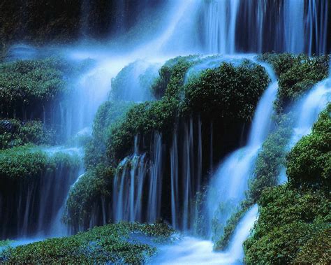 Are there any beautiful water wallpapers for desktop? Beautiful Wallpapers: Waterfall Wallpapers