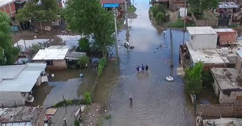 La Matanza Por Las Inundaciones Hay 20 Mil Afectados Y 5000 Evacuados