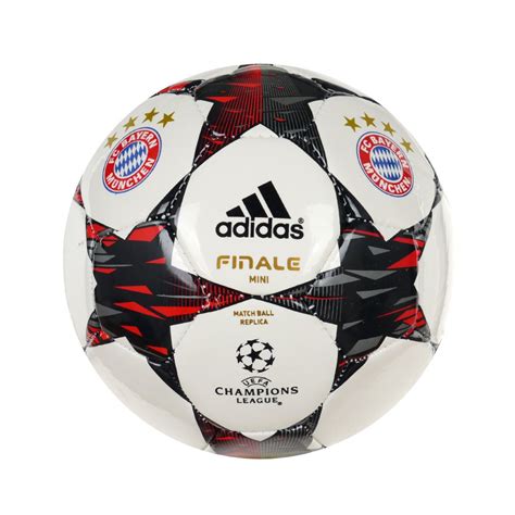 Bayern monachium wygrał z hoffenheim 4:1 w 19. Piłka nożna Adidas Bayern Monachium mini dla dzieci ...