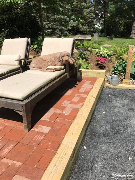 Their organic puzzle piece appearance adds interest, visual texture, and a great place to relax with family and friends. DIY Flagstone Patio - Lehman Lane