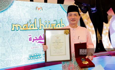 Datuk mohamad kazim elias dipilih sebagai tokoh maal hijrah 1437 peringkat negeri perak pada sambutan maal hijrah pada 14 oktober 2015. Dr Noor Hisham Tokoh Maal Hijrah 1442H | Sabah Post