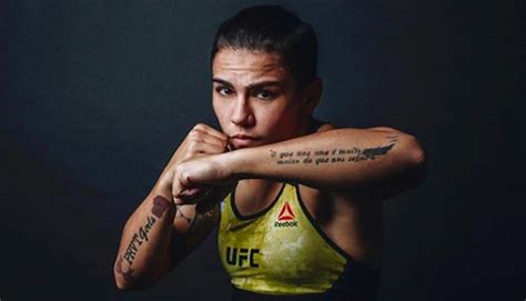 Jessica Andrade Explains Why She Wasnt Upset Over Leaked Nude Photos Bjpenn Com