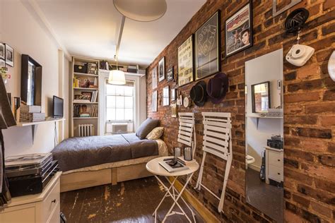 Cozy Nyc Living Spaces To Inspire And Distract You Curbed Ny