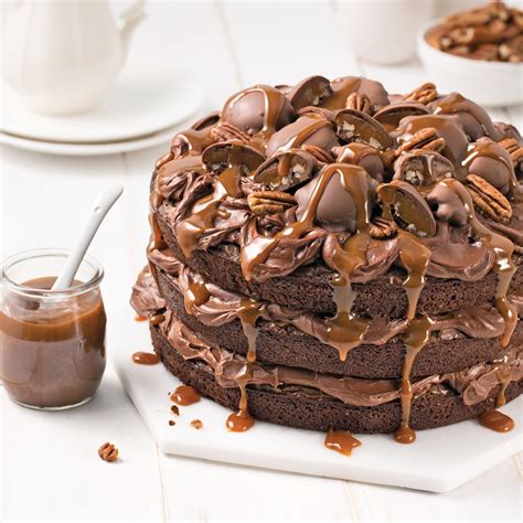 « préparation possible à l'avance. Gâteau-brownie aux Turtles, sauce au caramel - 5 ...