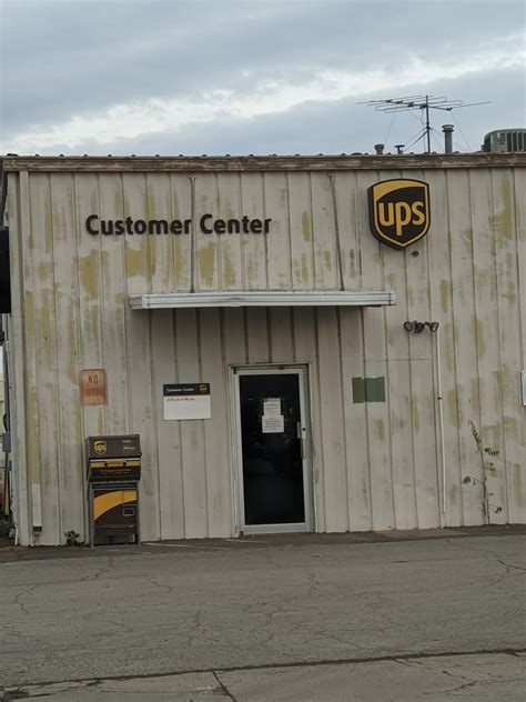 UPS Customer Center 1005 W Shawnee St, Muskogee, OK 74401 - YP.com