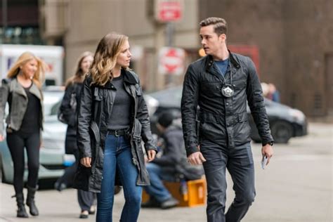 Chicago Pd Season 4 Episode 9 Review Dont Bury This Case Tv Fanatic
