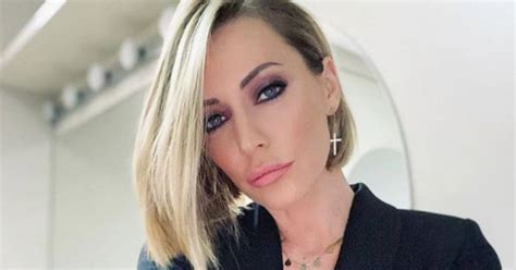 33,038 likes · 7 talking about this. Perché Karina Cascella non è più ospite a Live-Non É La D'Urso